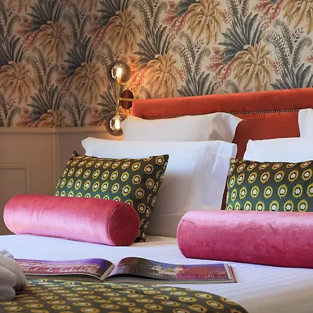 Petit Palais Szálloda