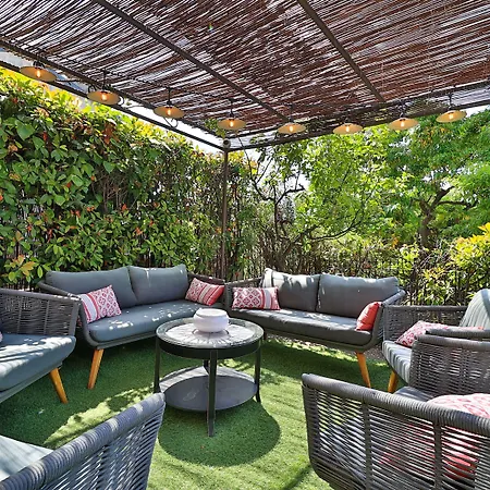 Petit Palais Szálloda