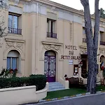 Petit Palais מלון