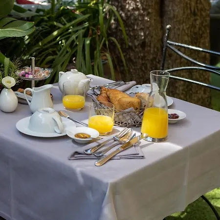 Hotell Petit Palais 4*