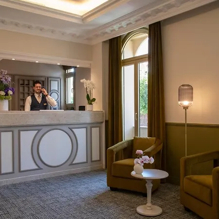 Hotell Petit Palais 4*