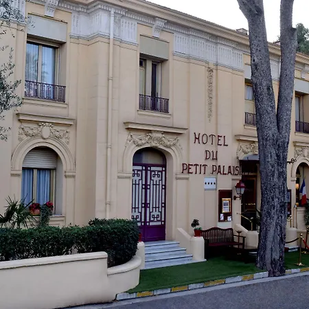 Petit Palais ホテル