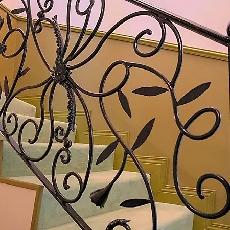 ホテル Petit Palais