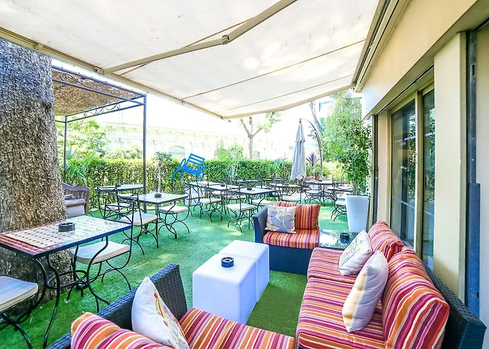 Hotel Petit Palais Nice