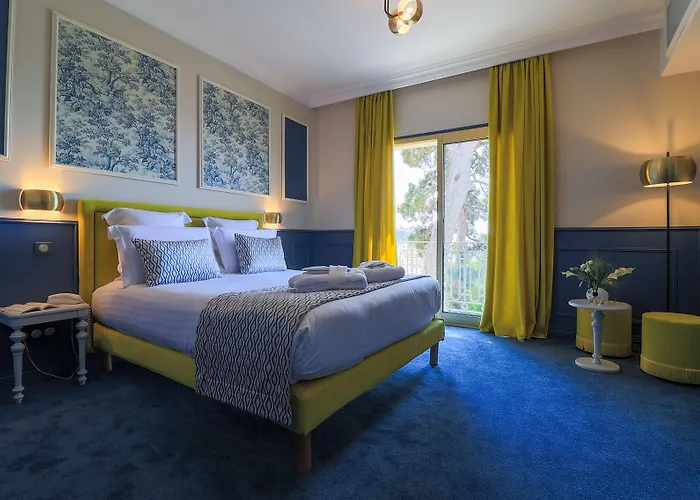 ホテル Petit Palais